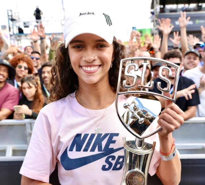 Rayssa Leal vence etapa de Brasília da Liga Mundial de Skate Street