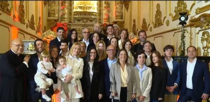 Família Marinho celebra 100 anos do jornal O Globo com missa no Rio
