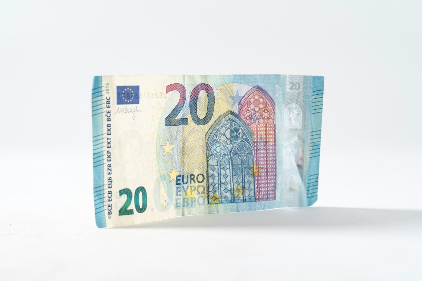 Nova cédula do euro provoca confusão diplomática; entenda o caso