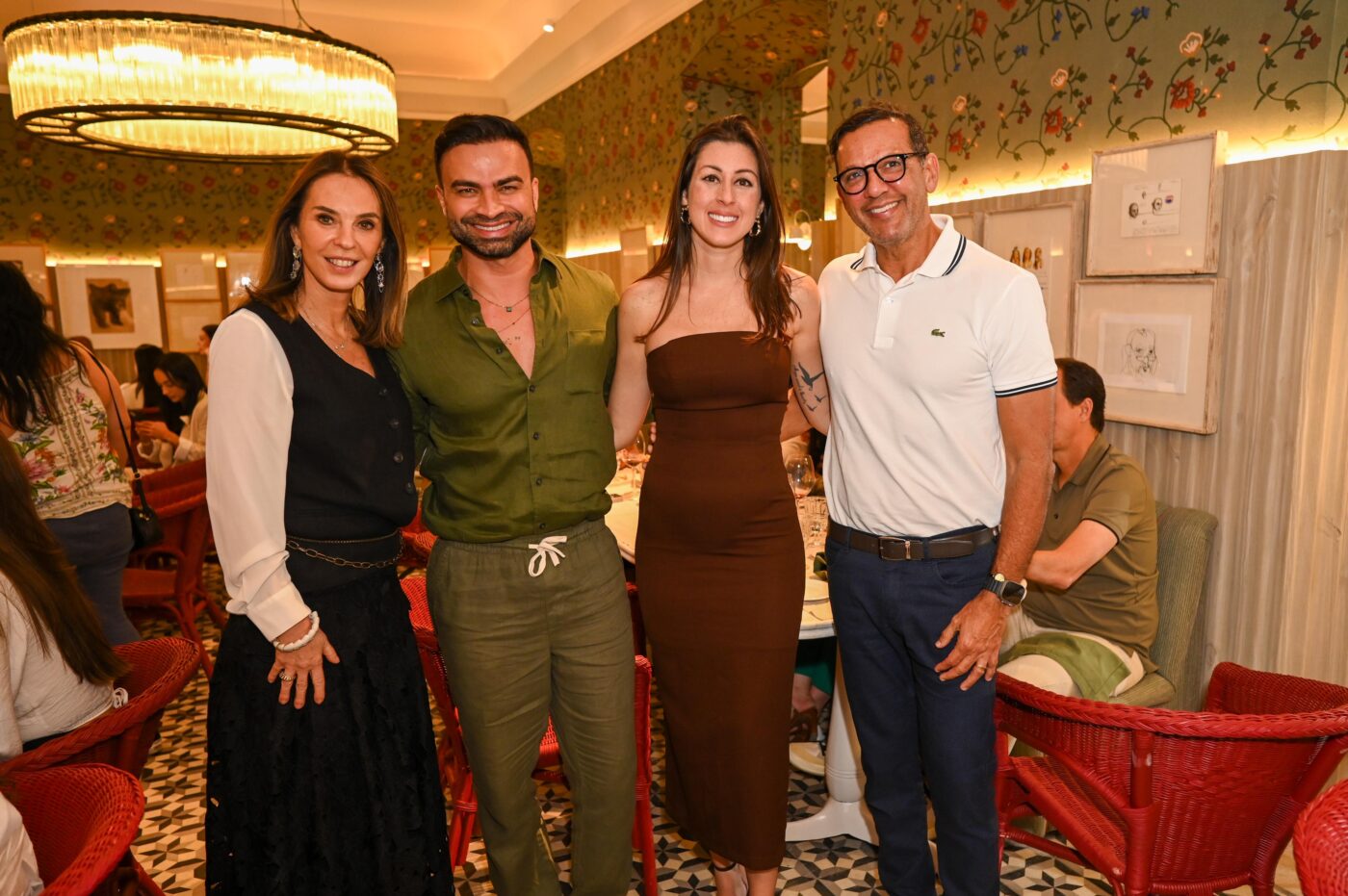 Esther Schattan, Flávio Moura, Maria Paula e Rogério Menezes