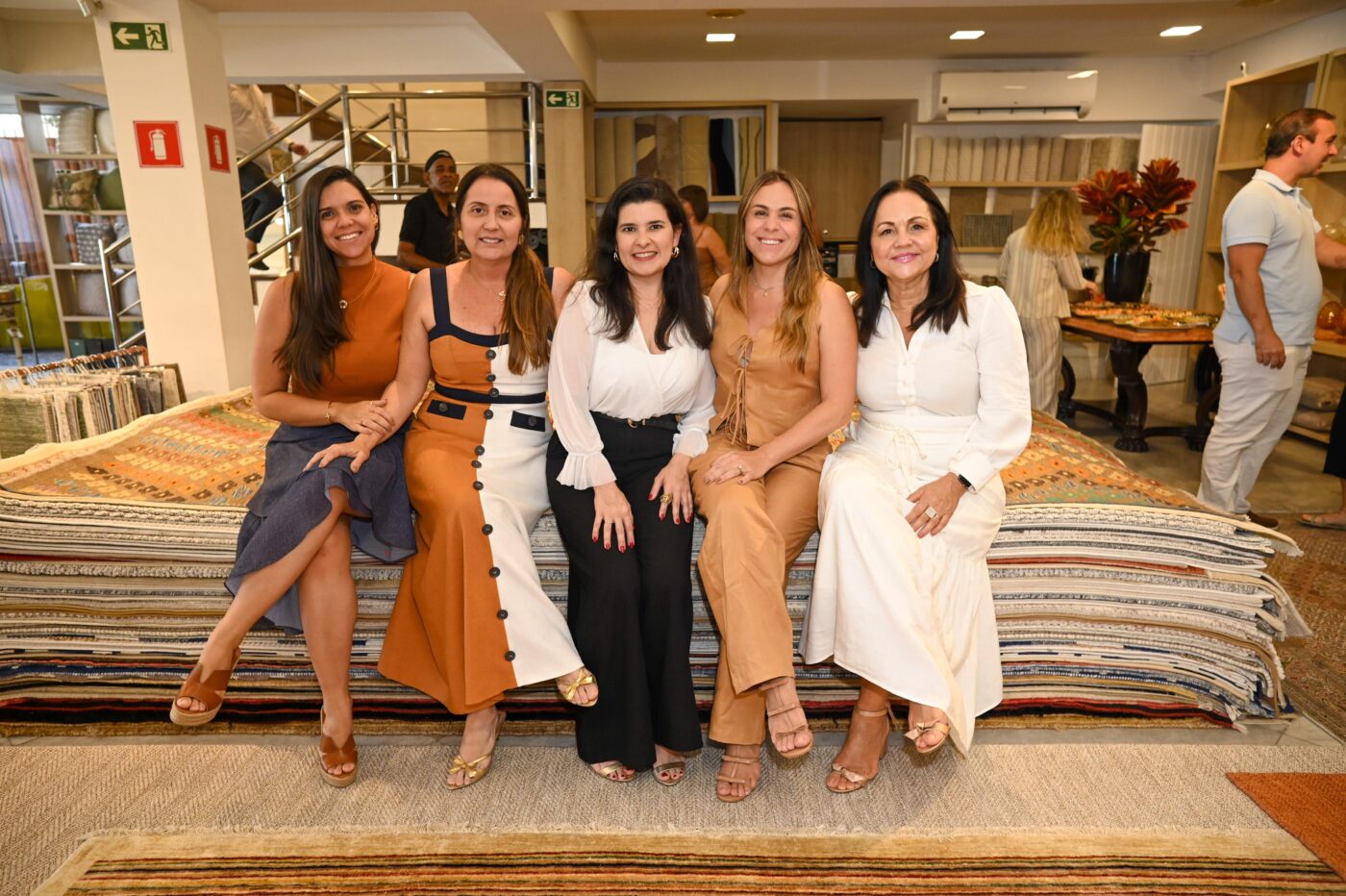 Nathalia Coelho, Adriane Lins, Mona Cardoso, Rafaela Andrade e Marcia Leal