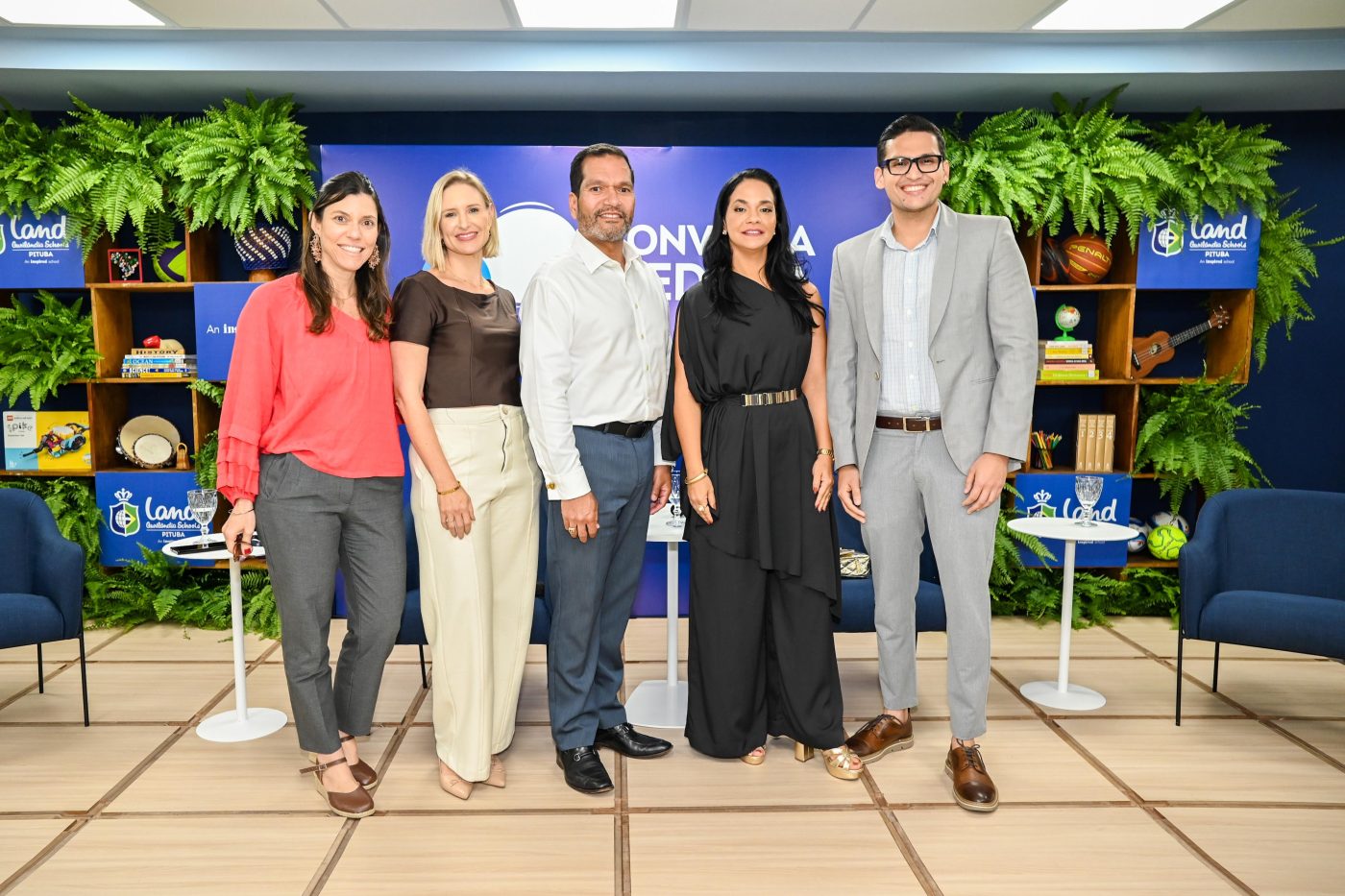Ana Goldman, Bianca Begrow, David Figueroa, Roberta Nunes e Lucas Stasi