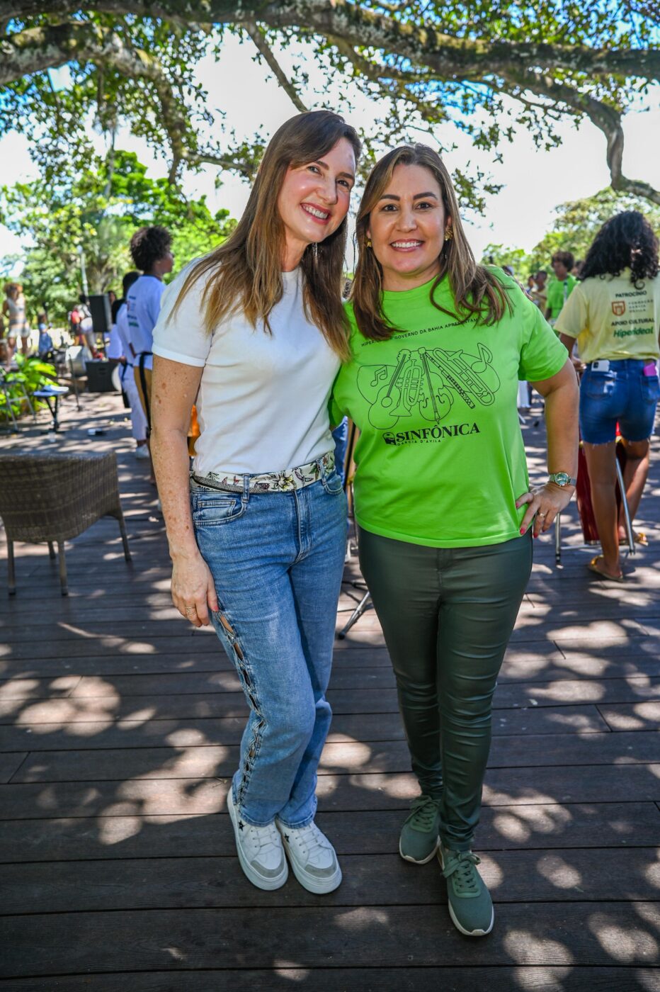 Geisy Fiedra e Thaíse Costa Pinto