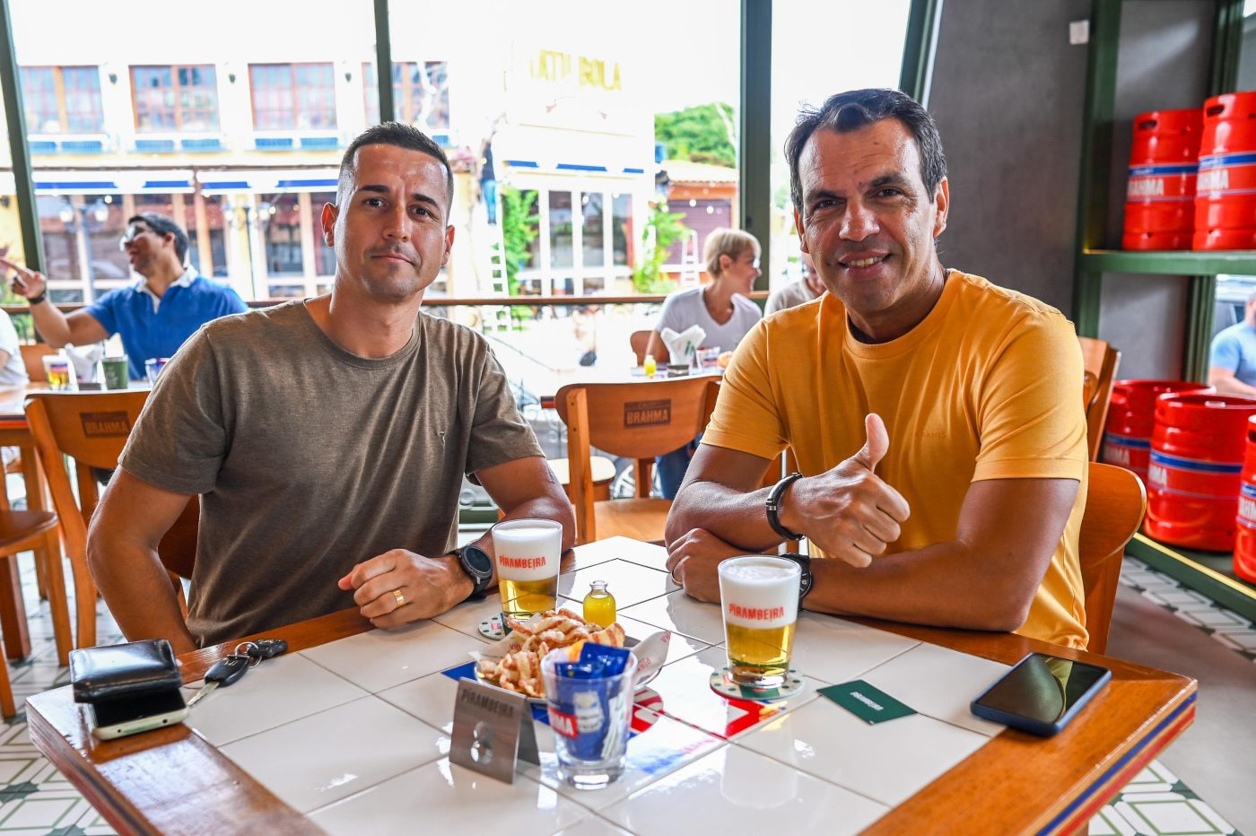 Edson Eduardo e Bianki Dantas