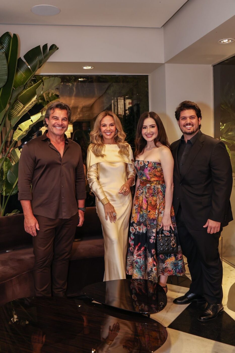 Paulo Bacchi, Larissa Bicalho, Isadora Vieira e Kauê Gramulha