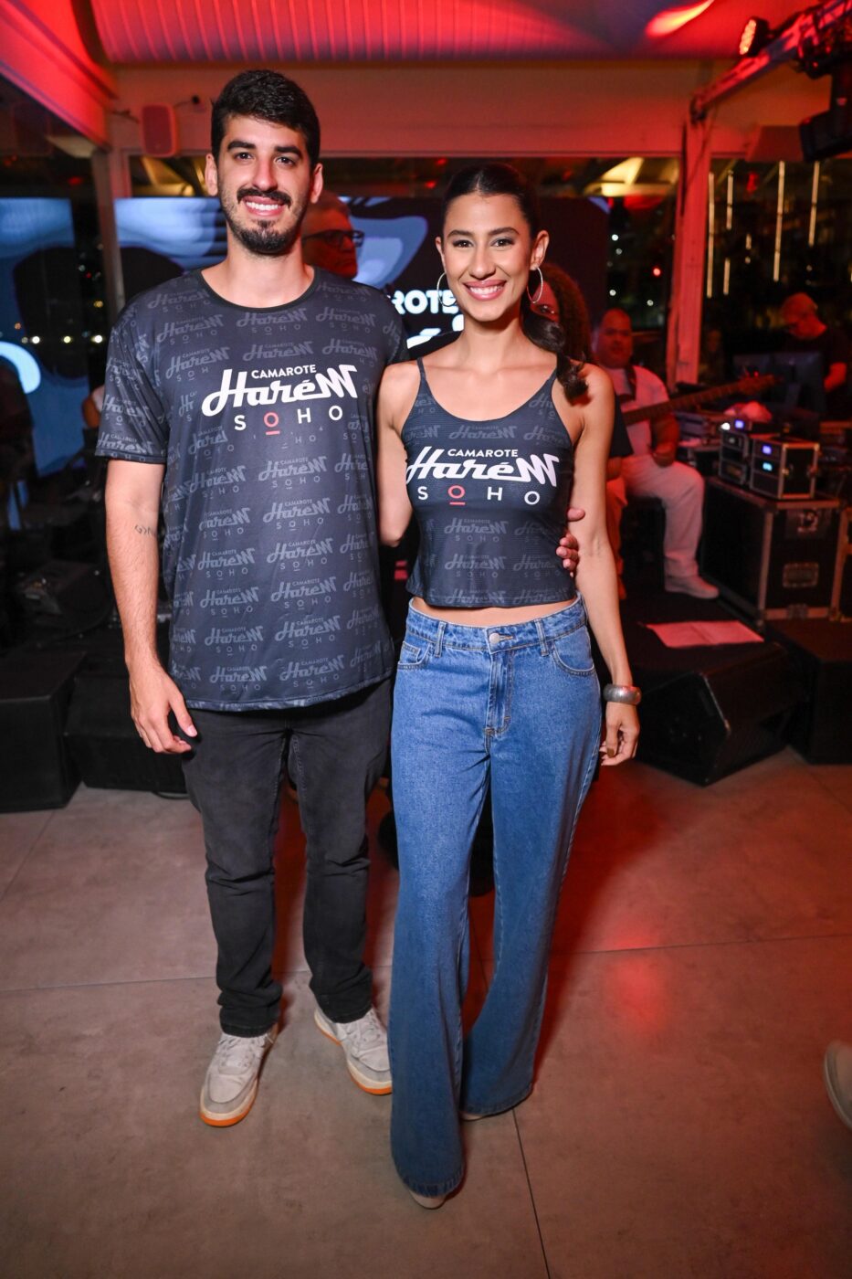 Lucas Chamusca e Bárbara Queiroz