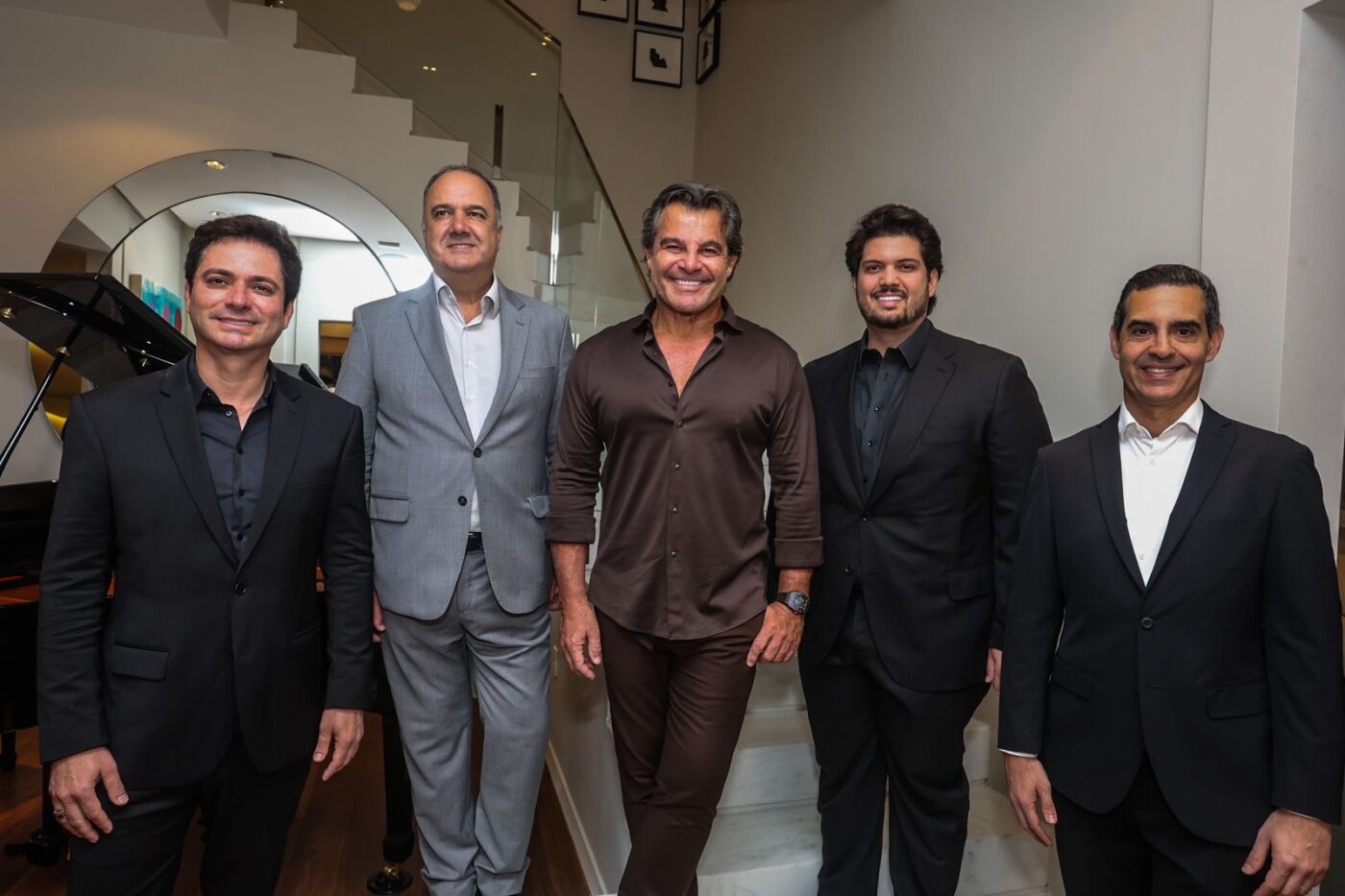Fernando Pérez, Pedro Torres, Paulo Bacchi, Kauê Gramulha e João Llanas