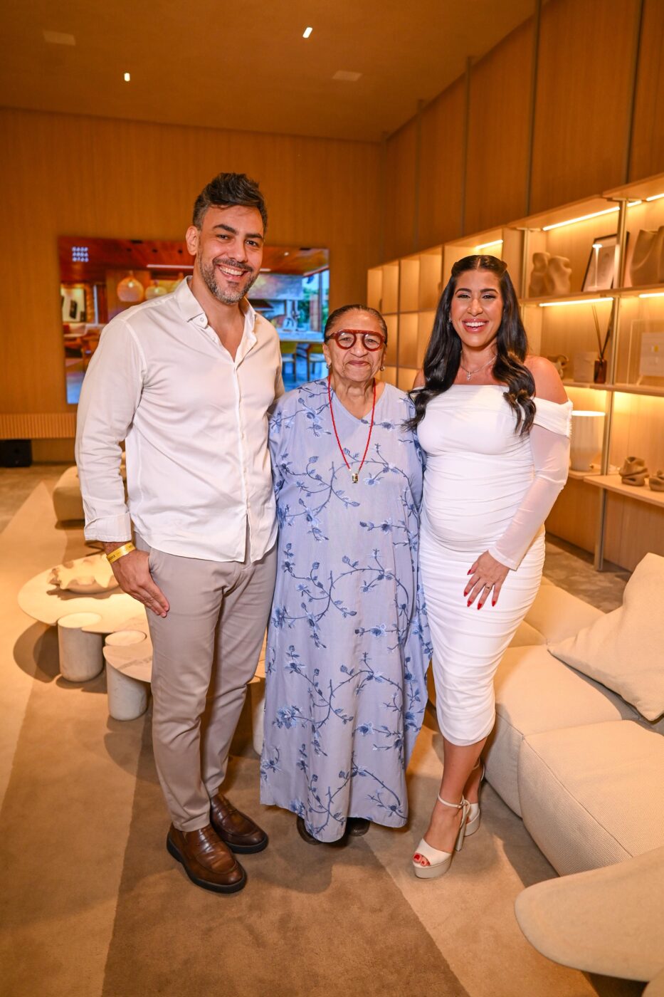 Dantas Bento, Licia Fabio e Carol Gaspar