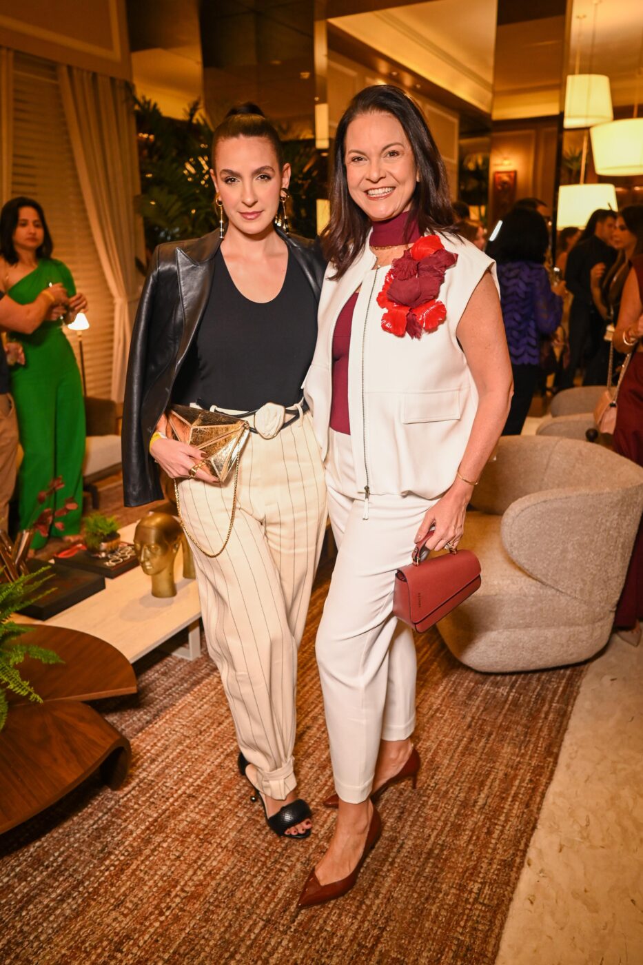 Carol Furtado e Sabrina Furtado