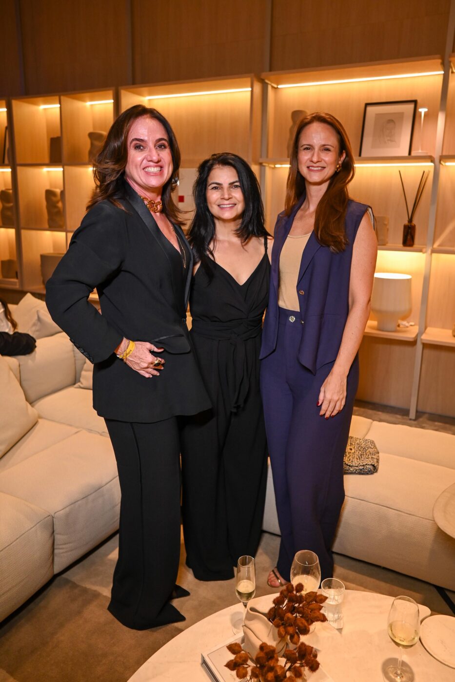 Chris  Peleteiro, Ana Frantz e Marina Fernandes