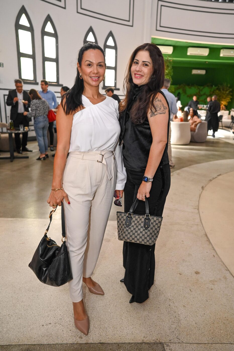 Ariela Musser e Aline Dourado