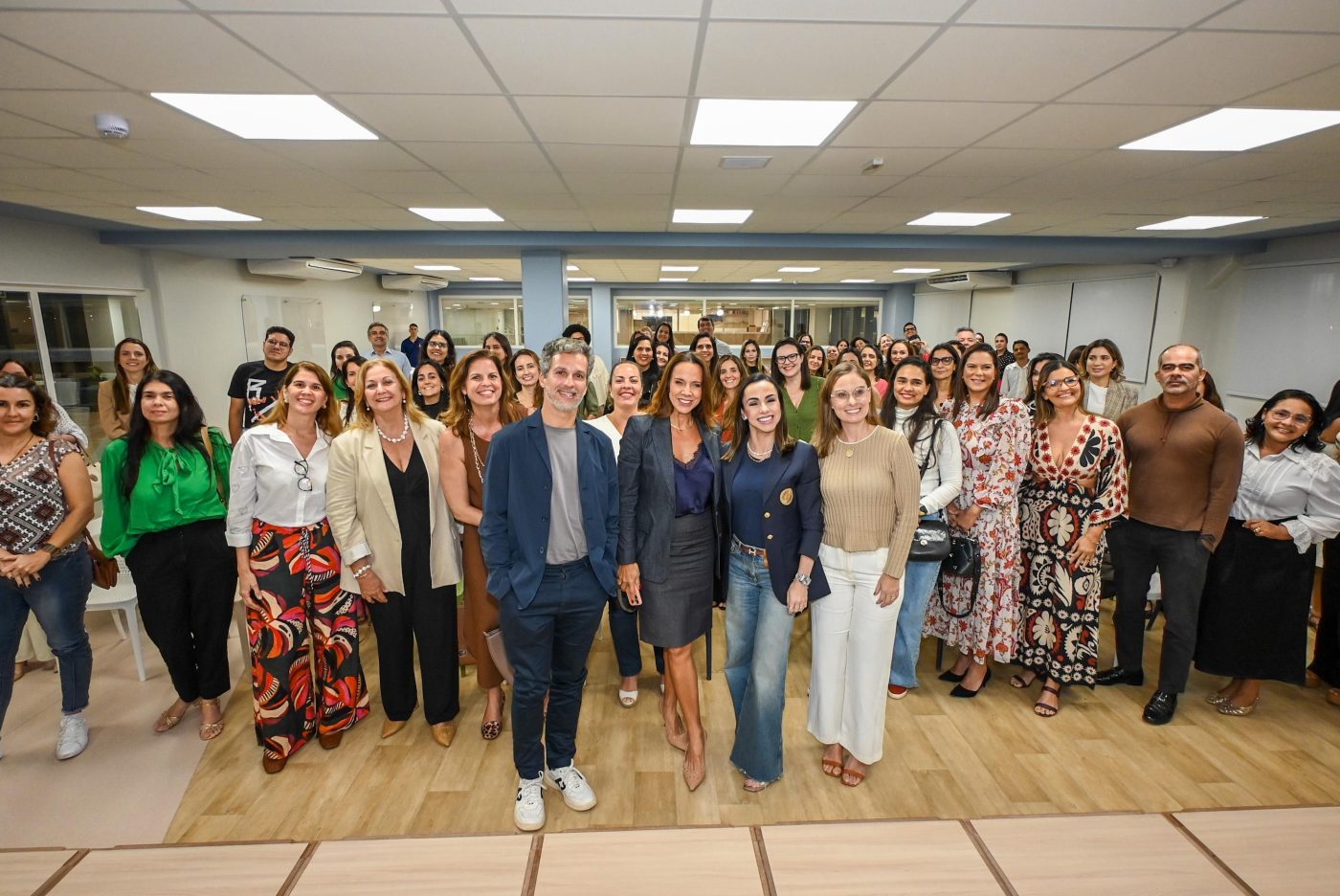 lançamento do projeto "Conversa que Educa"