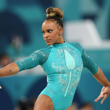 Maior medalhista olímpica do Brasil, Rebeca Andrade diz que não disputará mais provas de solo