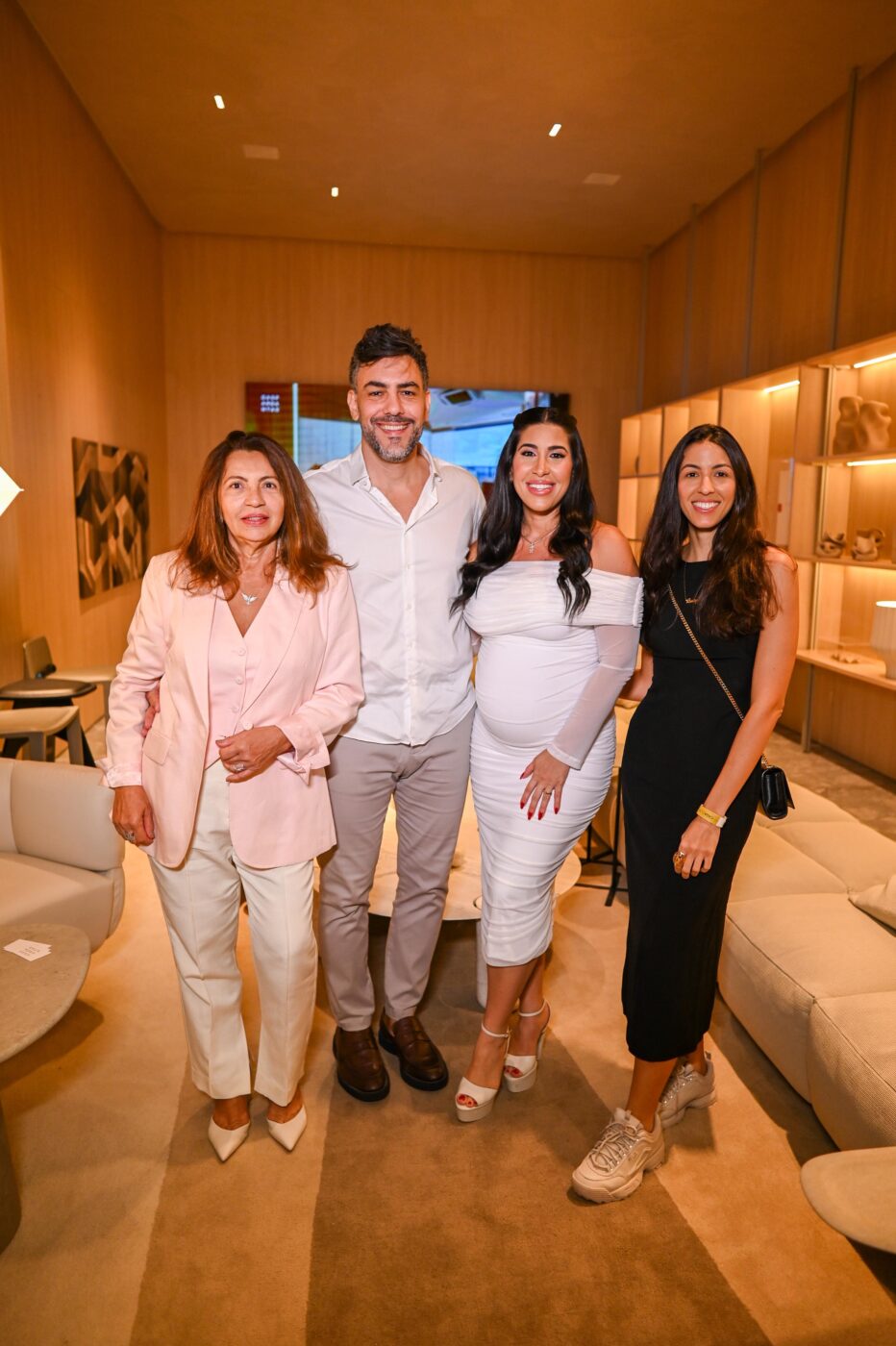 Conceição Gaspar, Dantas Bento, Carol e Luiza Gaspar