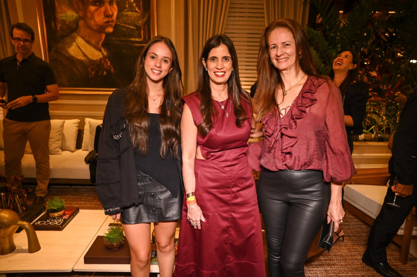 Maria Clara Barreto, Fernanda Bahia e Magg Alves