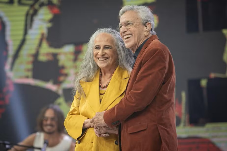 Maria Bethânia homenageia Caetano Veloso no dia do seu aniversário: ‘O mestre do meu barco’