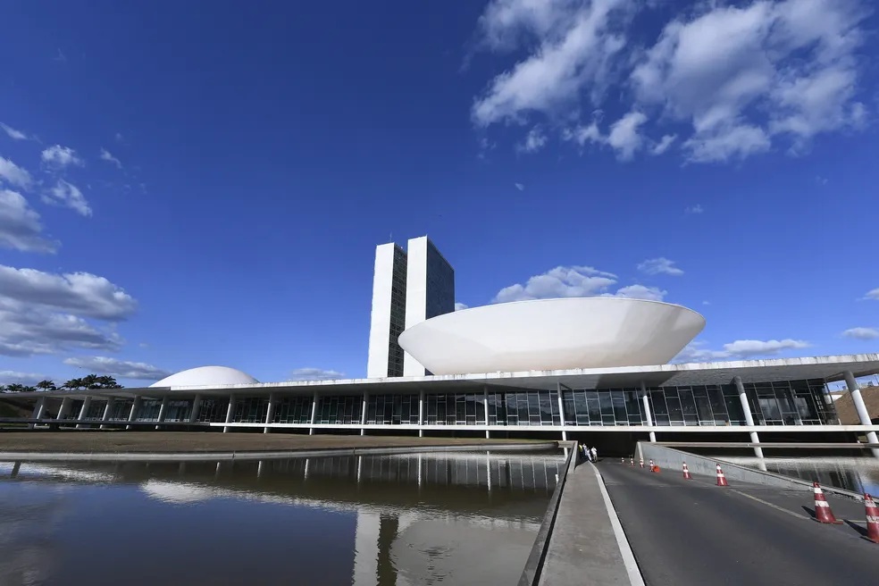 PEC da Blindagem: Câmara pode retomar votações secretas e barrar investigações