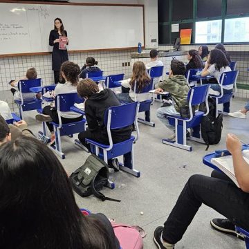 Escola em Salvador cria canal anônimo para combater bullying entre alunos