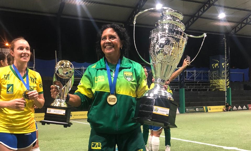 Baiana, treinadora da seleção brasileira de fut7 é destaque no The Guardian