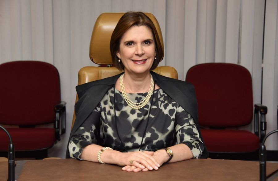 Presidente do Superior Tribunal Militar chega a Salvador para participar de seminário internacional