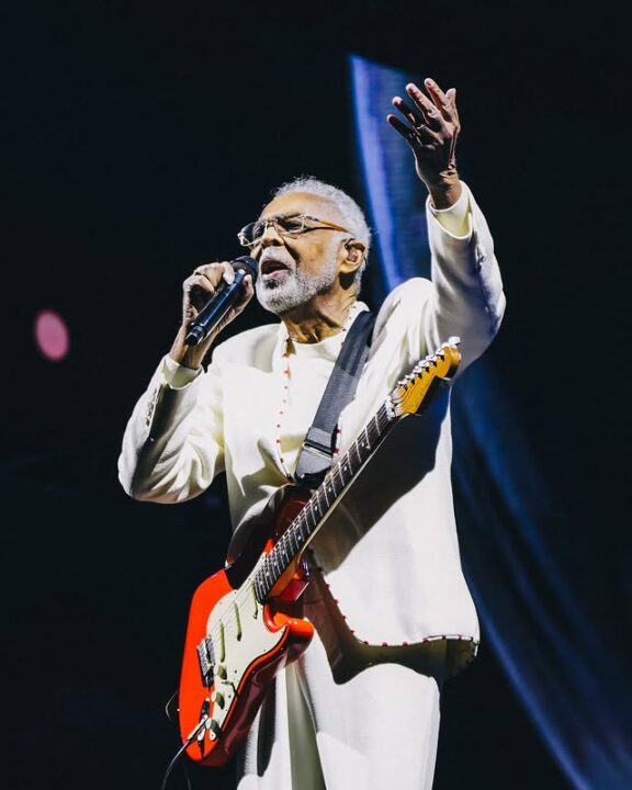 Gilberto Gil apresenta show da turnê “Tempo Rei” na Argentina; saiba detalhes