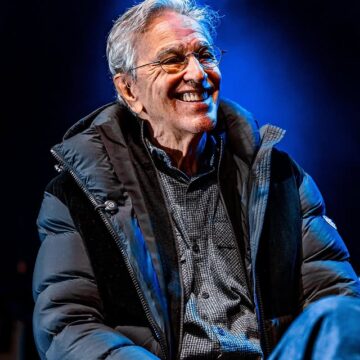 Aos 83 anos, Caetano Veloso é aguardado em importantes festivais ainda em 2025; confira agenda