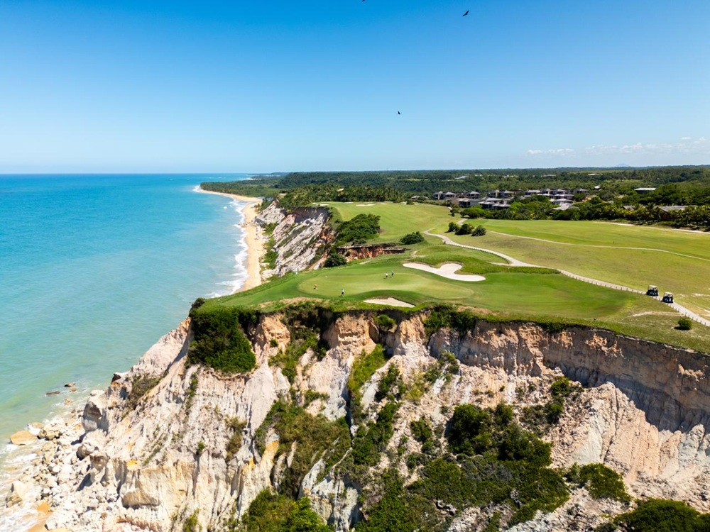 Trancoso sedia campeonato histórico de golfe com atletas de todo o Brasil