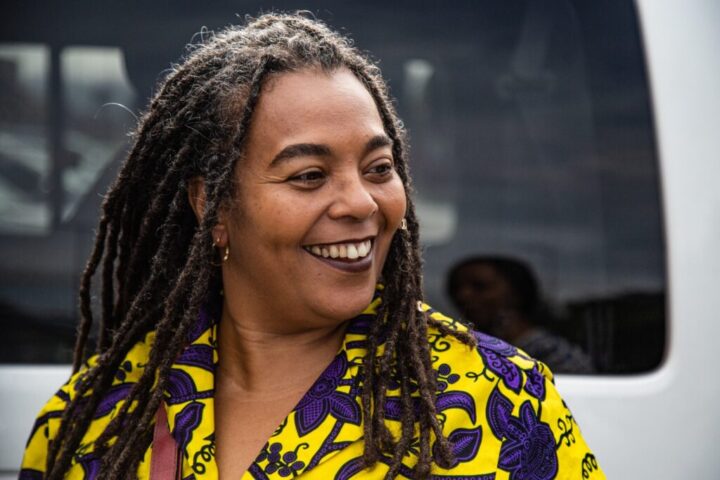 Cineasta baiana vence Prêmio Canal Brasil em Gramado com filme sobre Festa da Cabocla