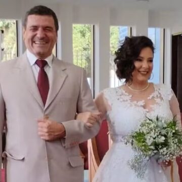 Galã dos anos 90, Jandir Ferrari casa a filha Laura Laviola em Teresópolis