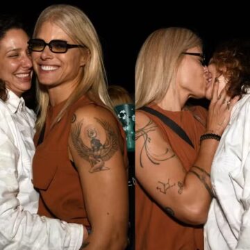 Viúva de Marielle Franco, Monica Benicio dá beijão em produtora durante festival