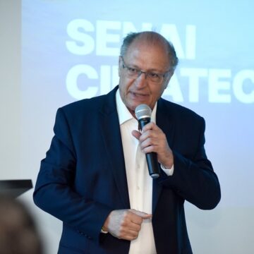Vice-presidente Geraldo Alckmin participa de evento em Salvador
