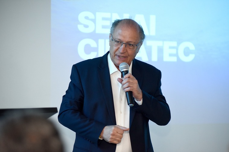 Vice-presidente Geraldo Alckmin participa de evento em Salvador