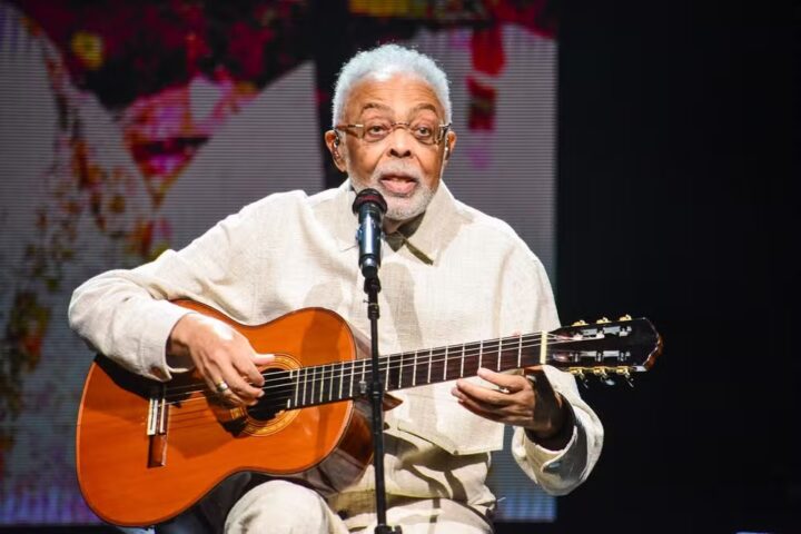 Gilberto Gil volta aos palcos e homenageia Preta Gil em show em São Paulo