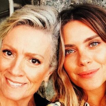 Carolina Dieckmmann lembra seis anos da morte da mãe: ‘Segue me ensinando’