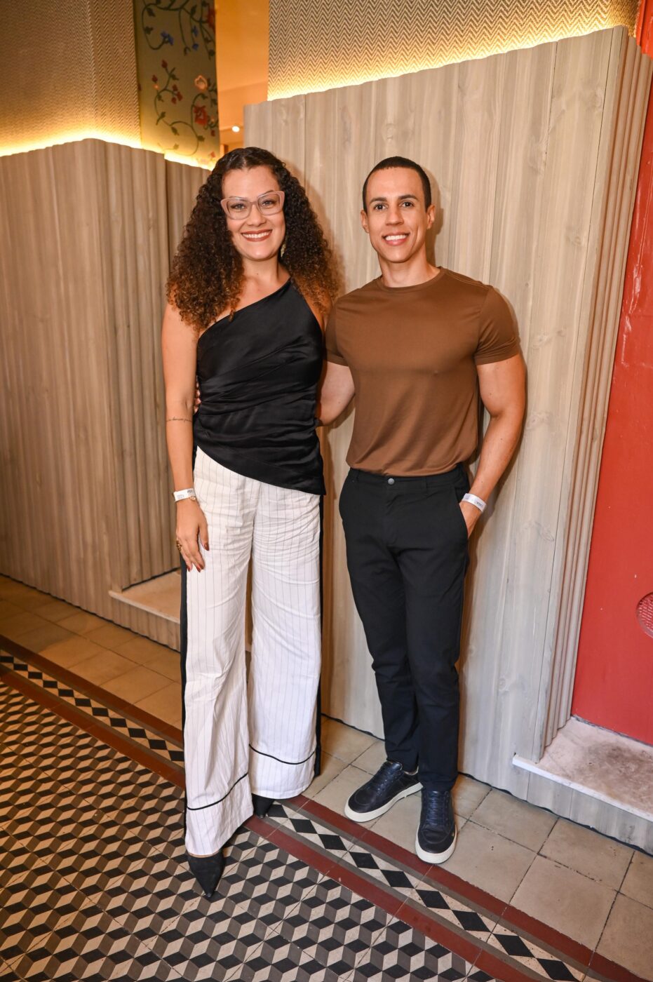 Odara Machado e Victor Calmon