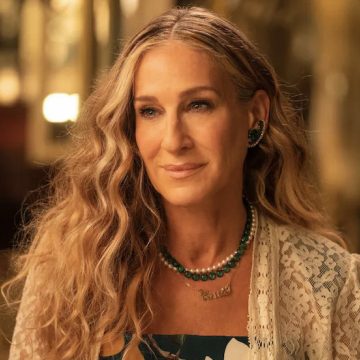 Sarah Jessica Parker se despede de Carrie Bradshaw após cancelamento de ‘And Just Like That’