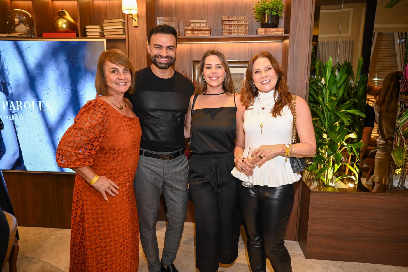 Liliane Andrade, Flavio Moura, Fabiane Lessa e Adélia Estevez