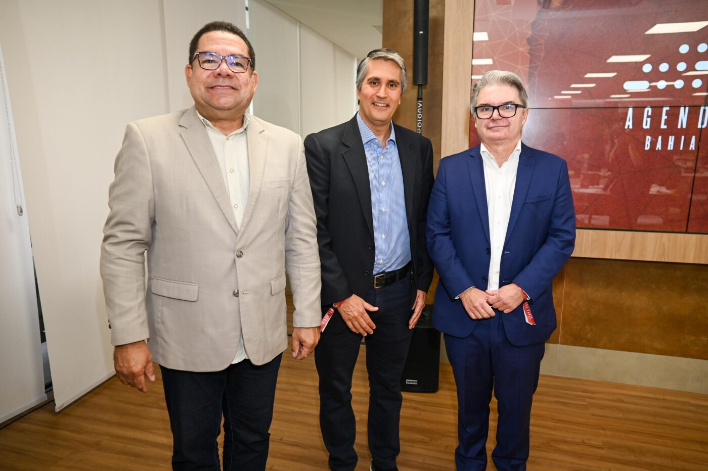 Maurício Simões, Marcos Araújo e Vladson Menezes
