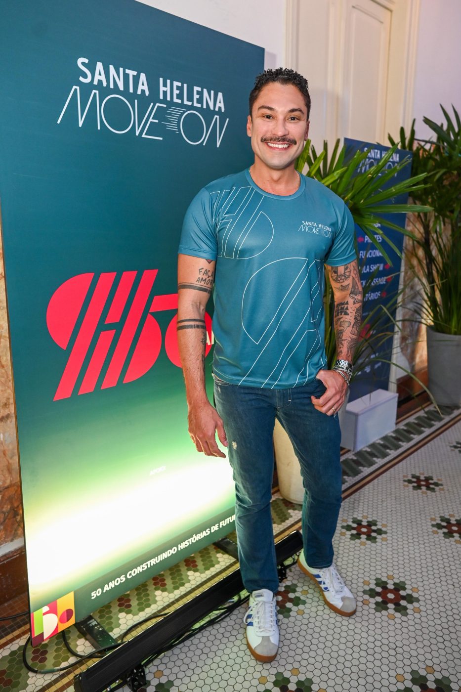 Rodrigo Almeida