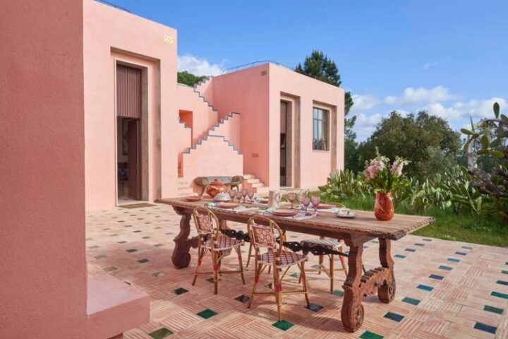Christian Louboutin lança duas novas vilas no seu hotel de luxo em Portugal