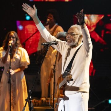Gilberto Gil é destaque no próximo ‘Domingão com Huck’: “Sempre uma maravilha”