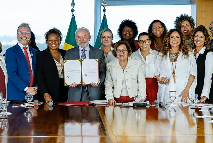Lula sanciona lei que reconhece a Axé Music como patrimônio cultural brasileiro