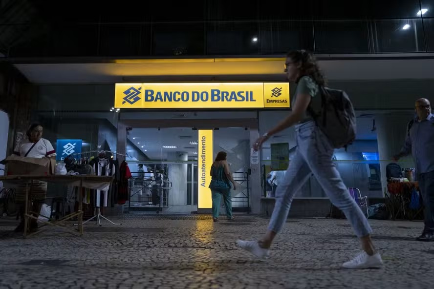 Banco do Brasil tem queda de 60% no lucro do 2º trimestre de 2025
