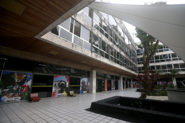 Fórum Estadual de Forró de Raiz reúne artistas e especialistas na Biblioteca Central da Bahia