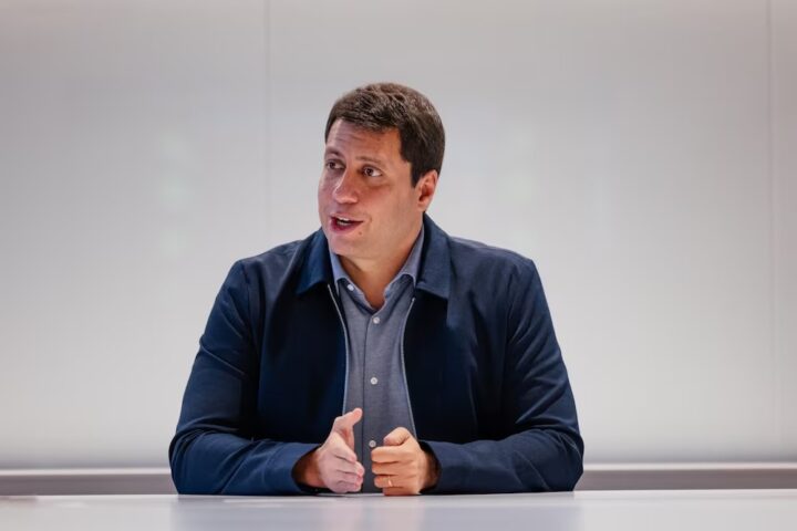 Empresário baiano cofundador do iFood é destaque em nova lista de empreendedores da Forbes: ‘Sonhe grande, mas ande rápido’