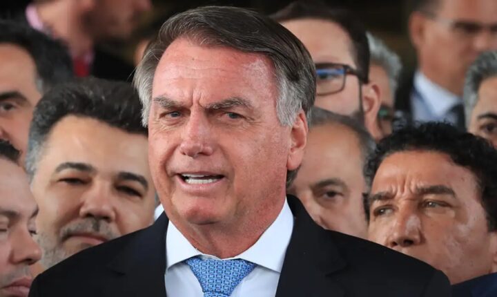 Mais de 3 mil pessoas querem acompanhar julgamento de Bolsonaro