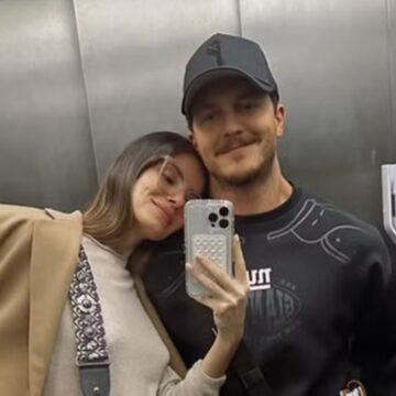 Grávida, Camila Queiroz posa com Klebber Toledo e exibe barriguinha: ‘Dia de ultrassom’