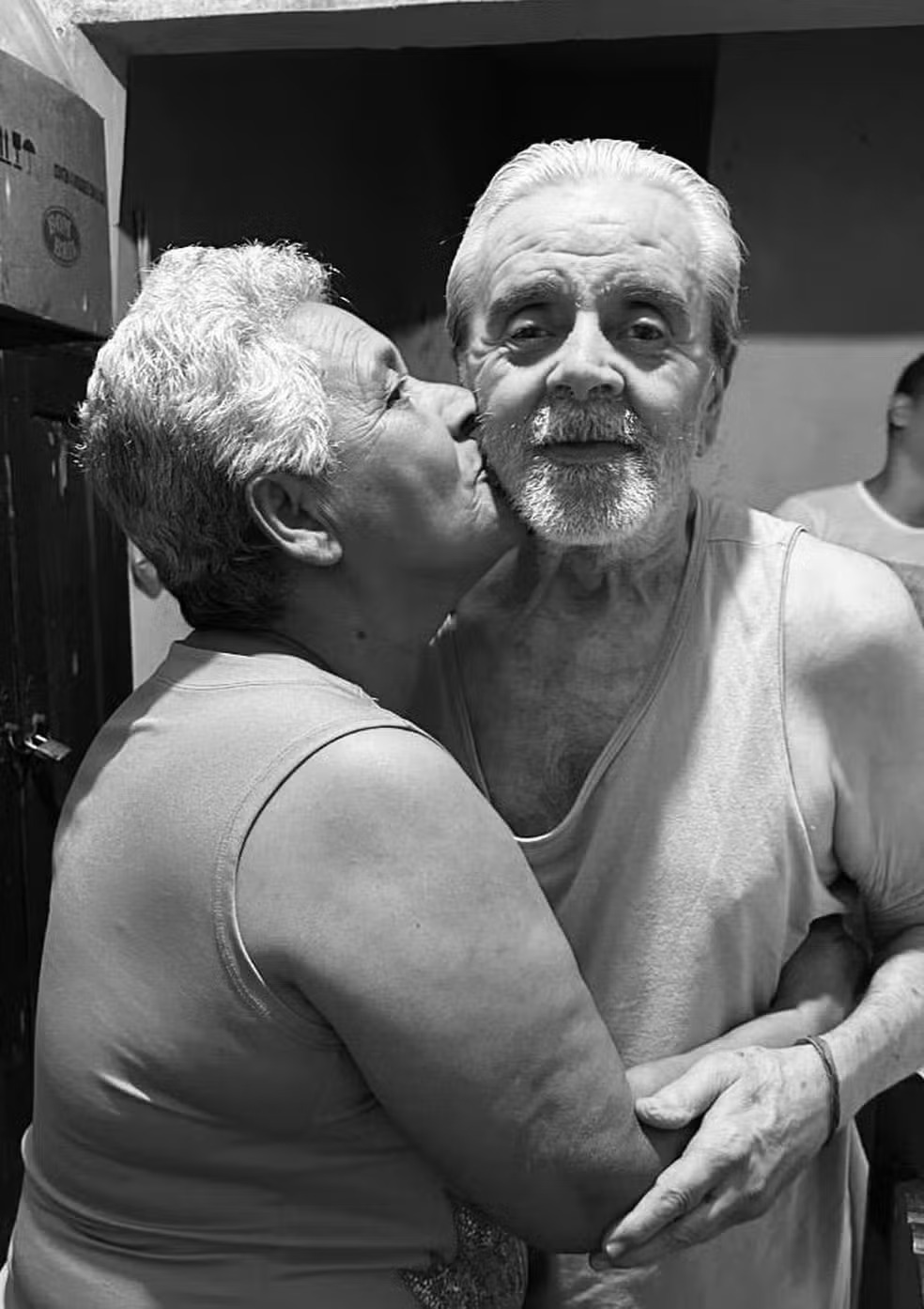 Casal que viveu 43 anos junto morre com menos de duas horas de diferença