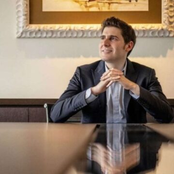 Como Eduardo Saverin transformou um investimento de US$ 1 mil no Facebook em uma fortuna de R$ 227 bilhões