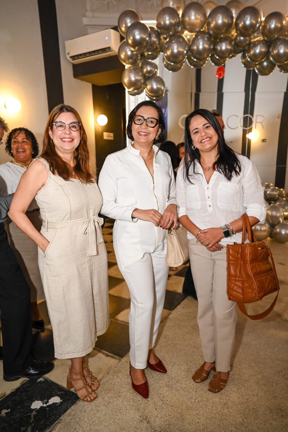 Liliana Britto, Mariuche Carolino e Carol Lordelo